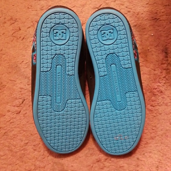 dc shoes women's court graffik